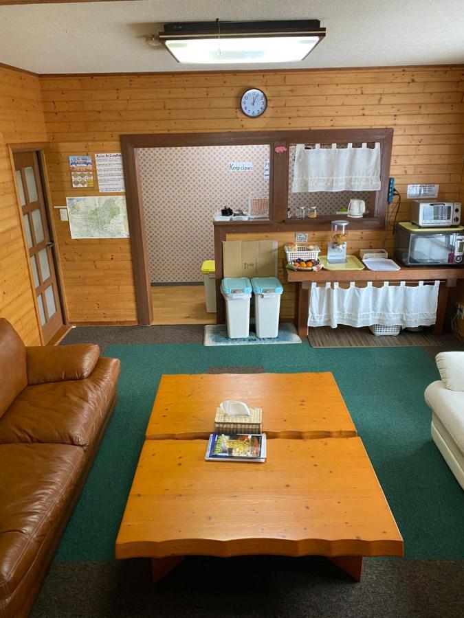 Guest House Wind Inn Hakuba Buitenkant foto